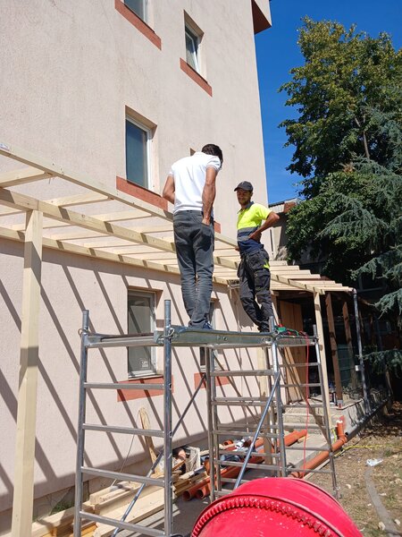 Acoperisuri, reparatii de urgenta