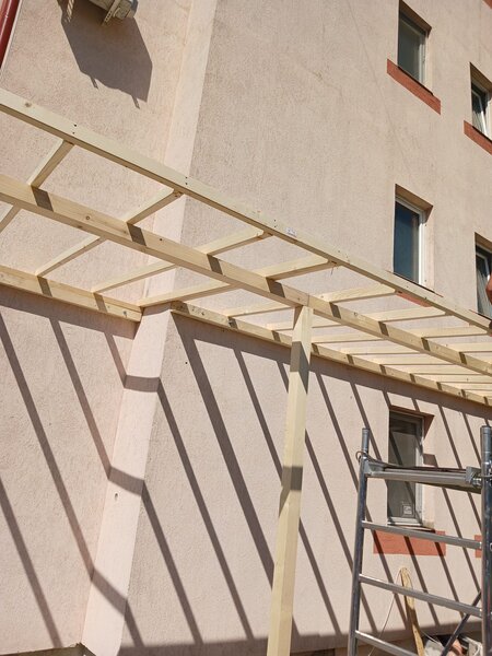 Acoperisuri, reparatii de urgenta